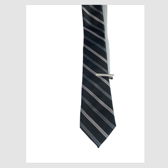 BLACK / SILVER  STRIPED JF J. FERRAR MEN’S NECK TIE & SILVER TIE CLIP - Picture 2 of 4